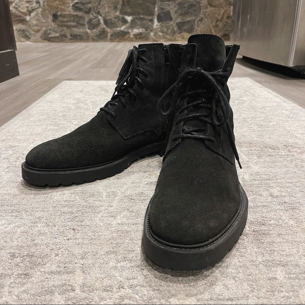 Suede leather laced up boots